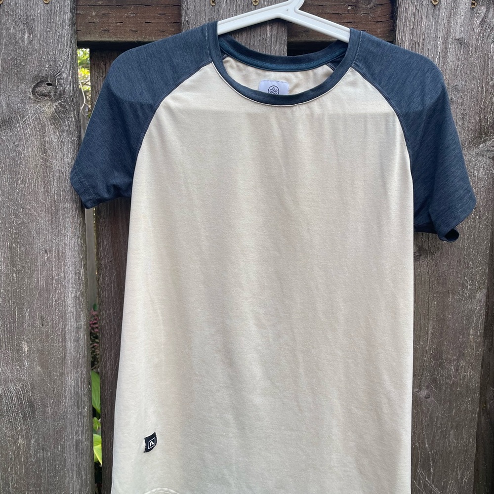 Two-Tone Raglan Sleeve Shirt